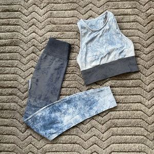Lululemon | Blue Ombré Tie Dye Leggings + Bra | 2